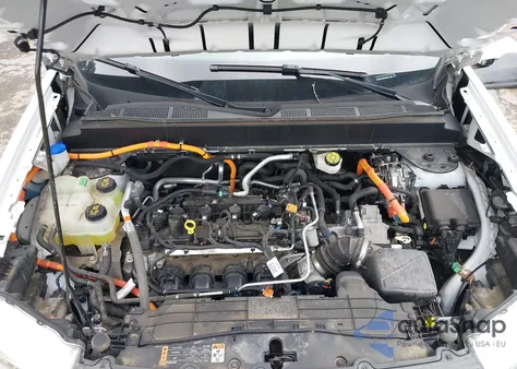 2022 Ford Maverick Lariat из США, поврежденный, VIN 3FTTW8E33NRA00949